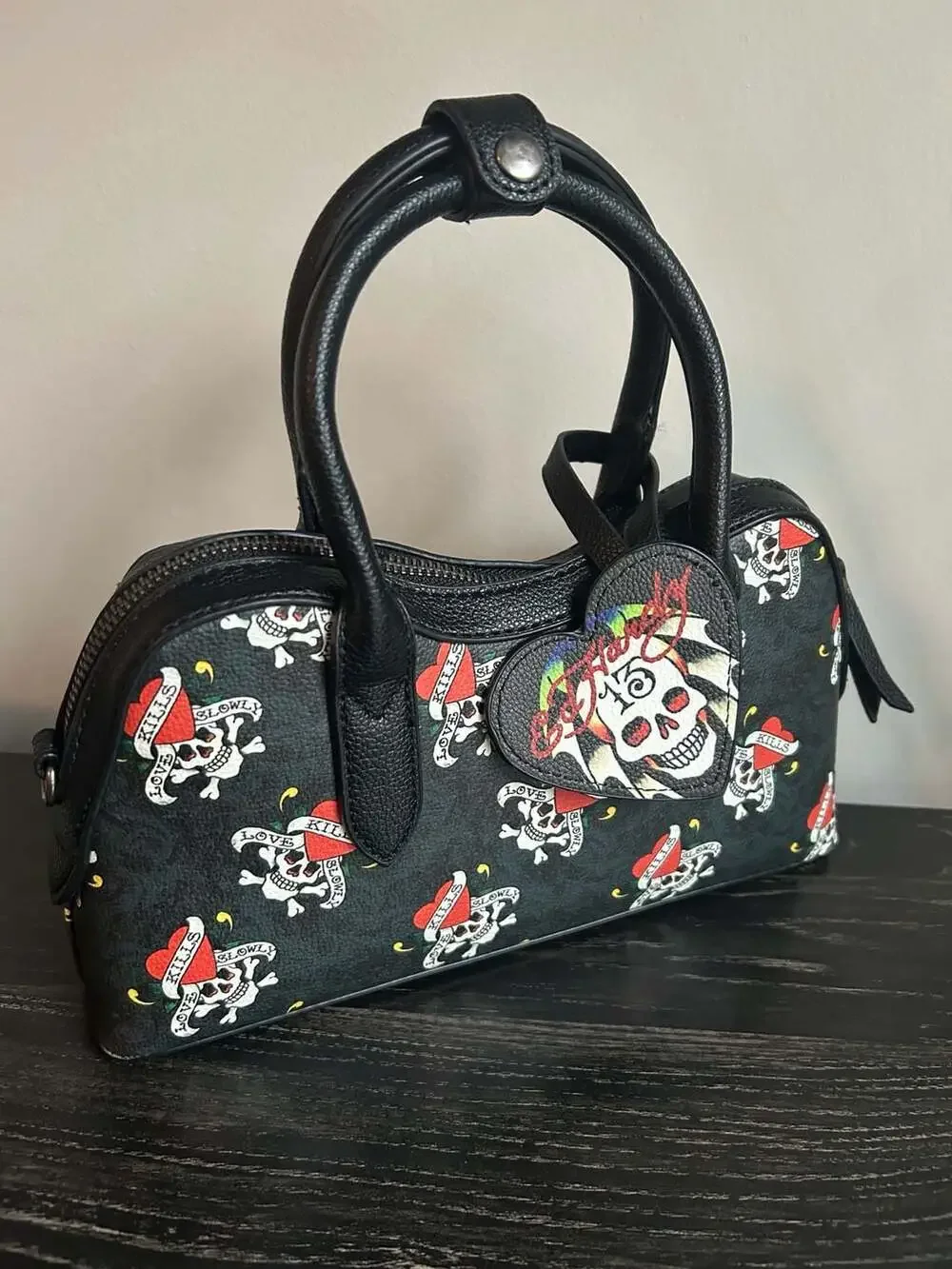 NWT Ed Hardy Love Kills Slowly Black Skull Print Satchel Bag with Heart Charm - Picture 3 of 5